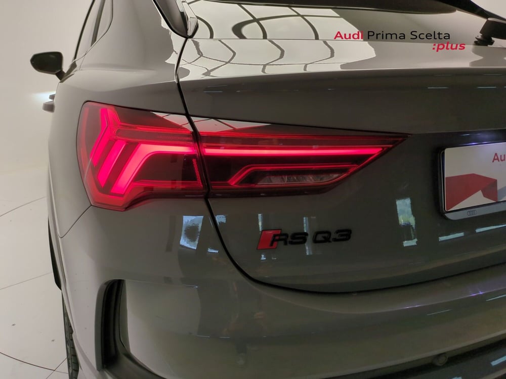 Audi RS Q3 Sportback usata a Avellino (13)
