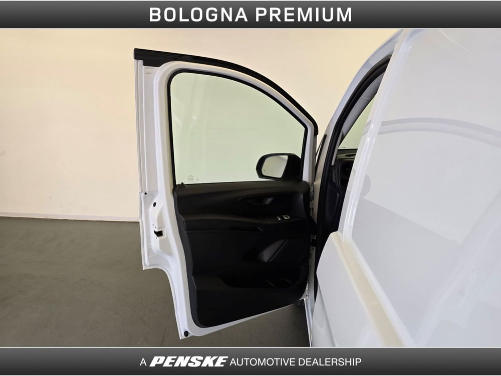 Mercedes-Benz Vito usata a Bologna (17)