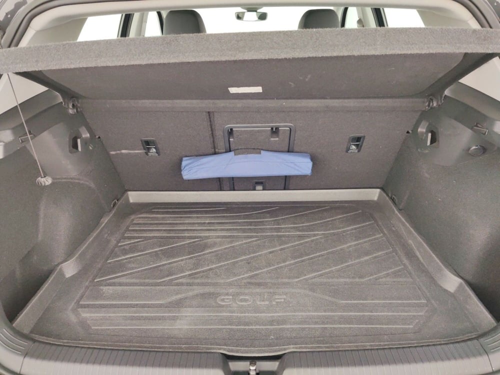 Volkswagen Golf usata a Massa-Carrara (16)