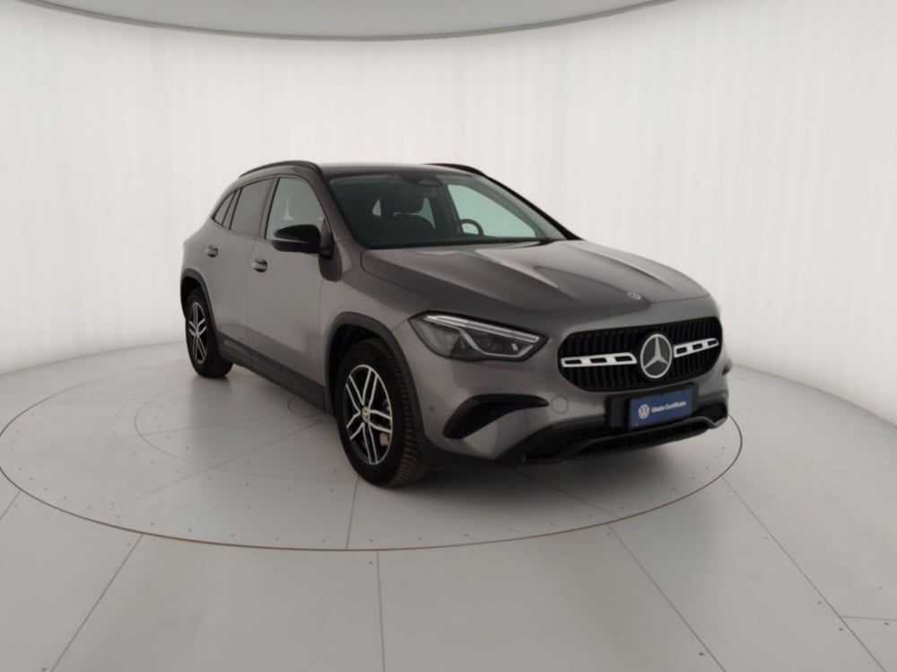 Mercedes-Benz GLA SUV usata a Massa-Carrara (4)