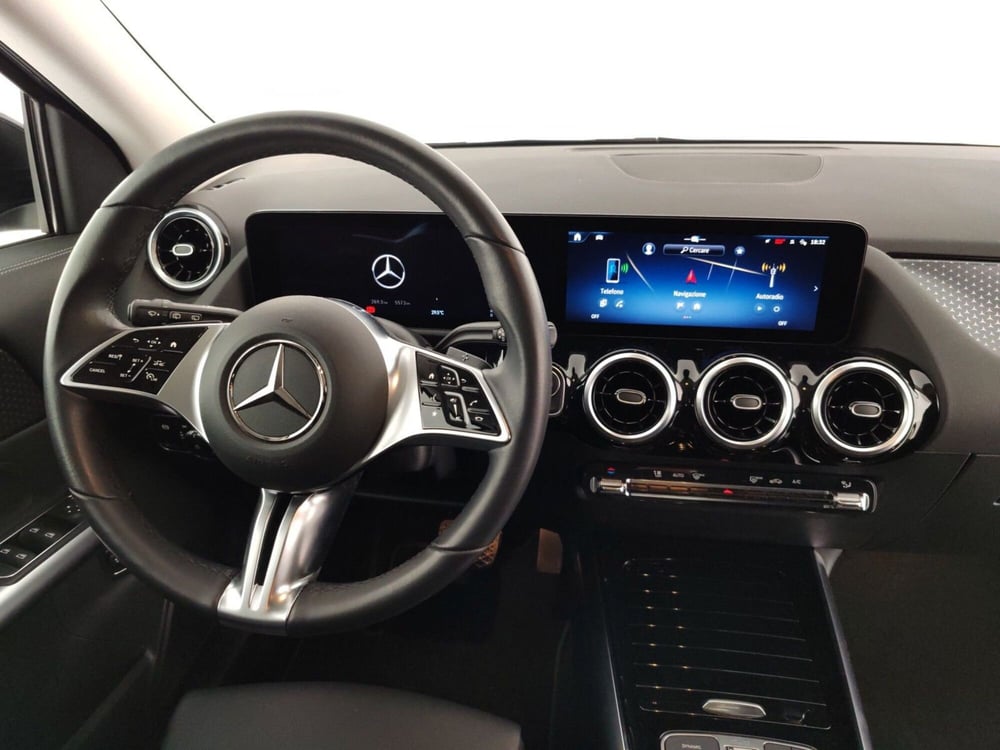 Mercedes-Benz GLA SUV usata a Massa-Carrara (6)