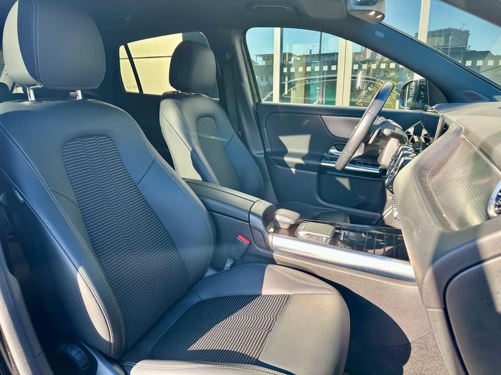 Mercedes-Benz GLA SUV usata a Bari (3)