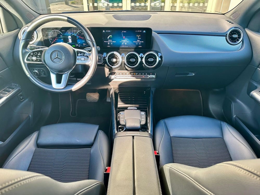 Mercedes-Benz GLA SUV usata a Bari (4)
