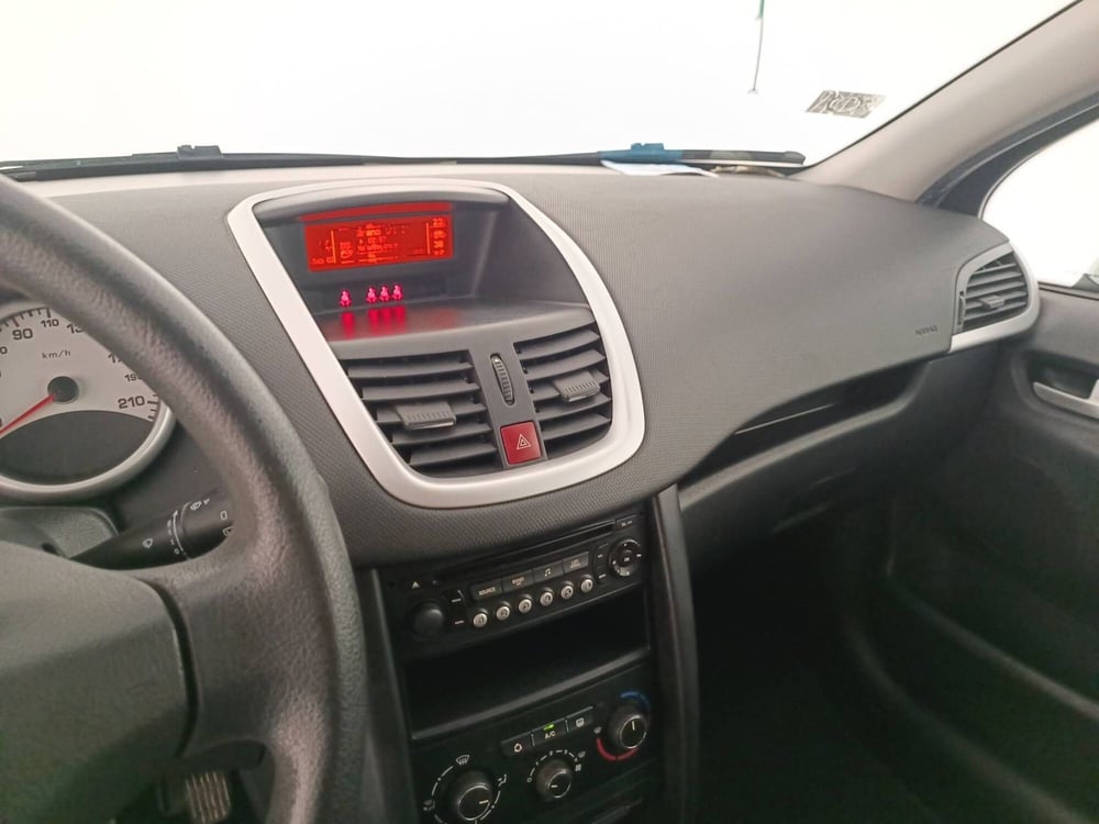 Peugeot 207 usata a Treviso (18)