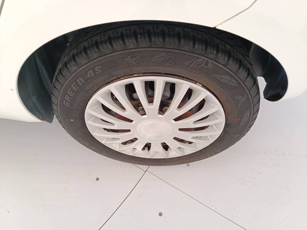 Lancia Ypsilon usata a Treviso (19)