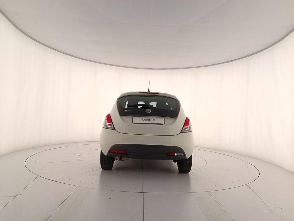 Lancia Ypsilon usata a Treviso (5)