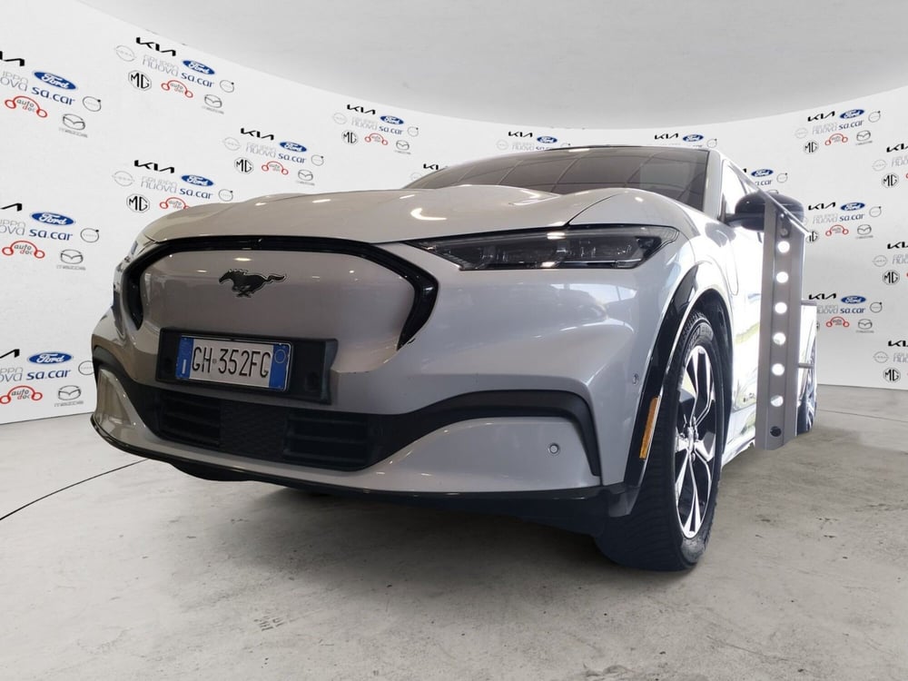 Ford Mustang Mach-E usata a Novara (2)