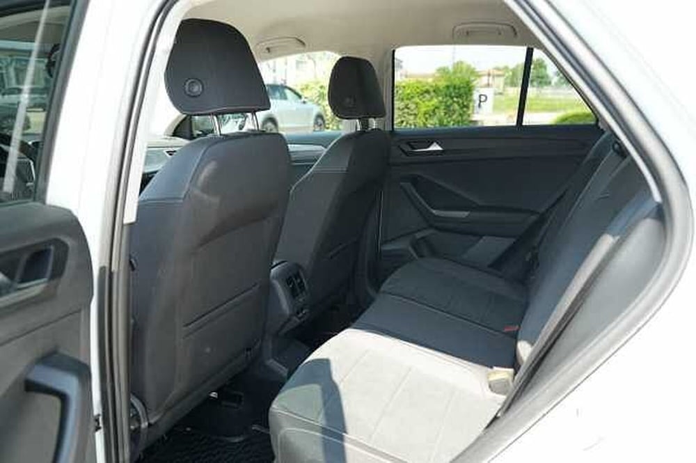 Volkswagen T-Roc usata a Rovigo (15)