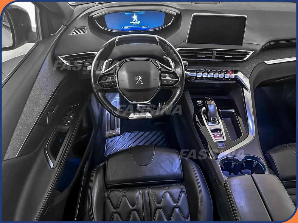 Peugeot 5008 usata a Milano (10)