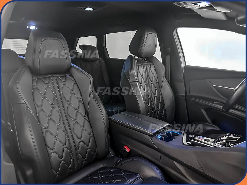 Peugeot 5008 usata a Milano (15)