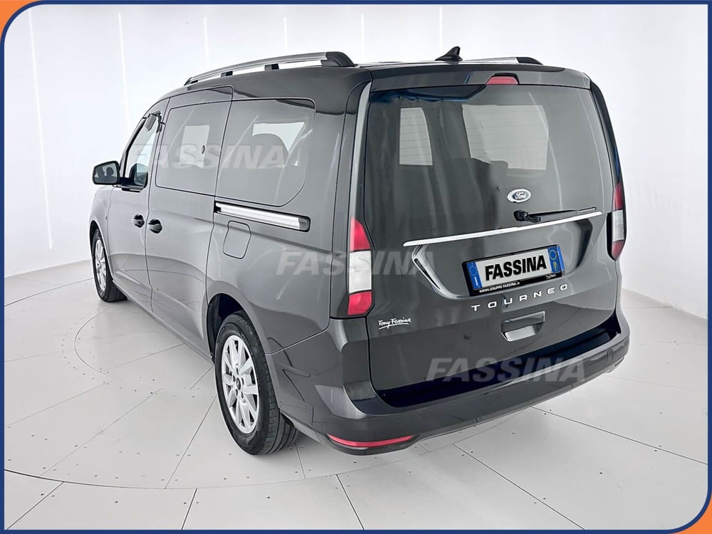 Ford Tourneo Connect usata a Milano (4)