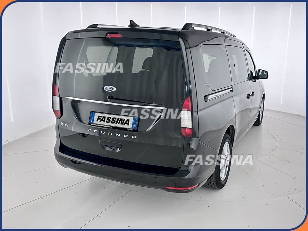 Ford Tourneo Connect usata a Milano (6)