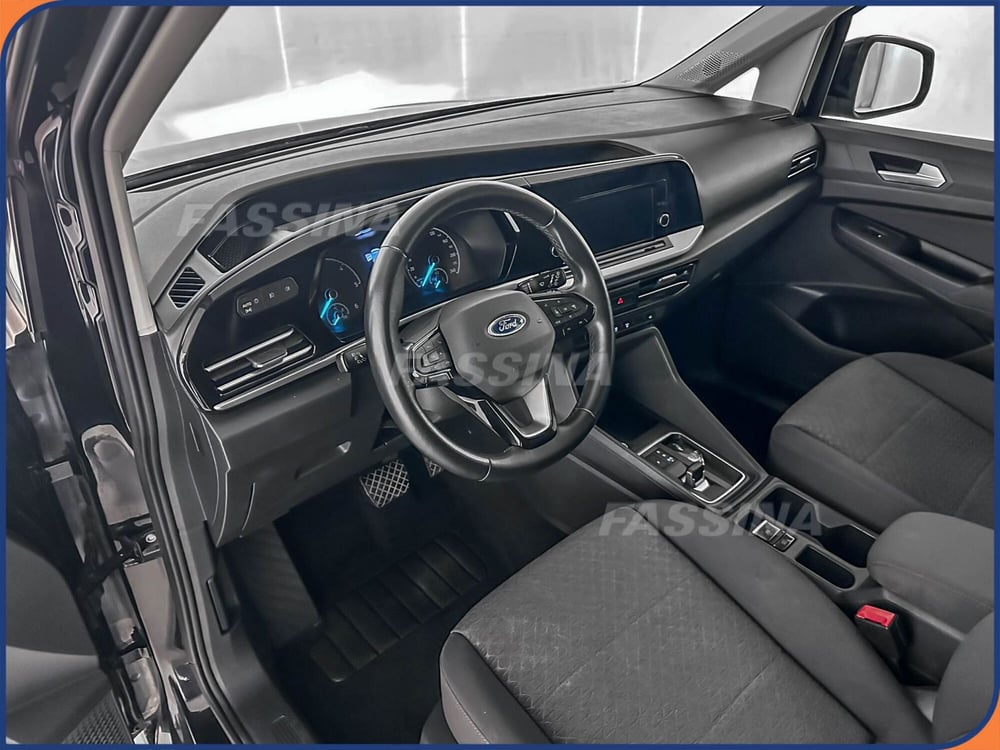 Ford Tourneo Connect usata a Milano (9)