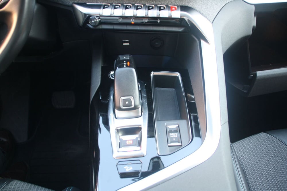 Peugeot 3008 usata a Catania (14)