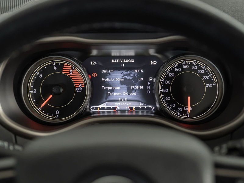 Jeep Cherokee usata a Foggia (12)