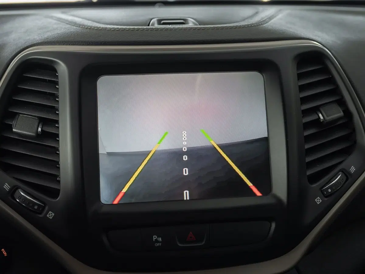 Jeep Cherokee usata a Foggia (15)
