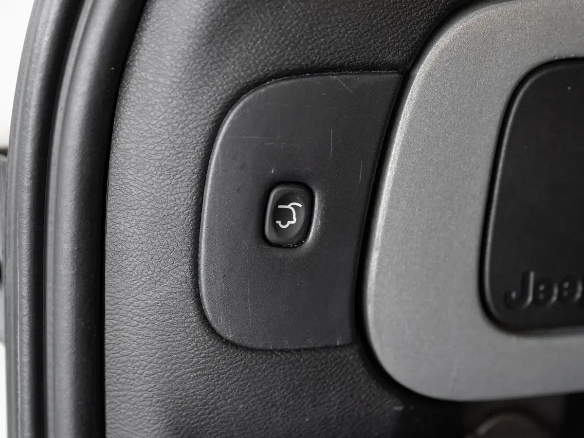 Jeep Cherokee usata a Foggia (16)