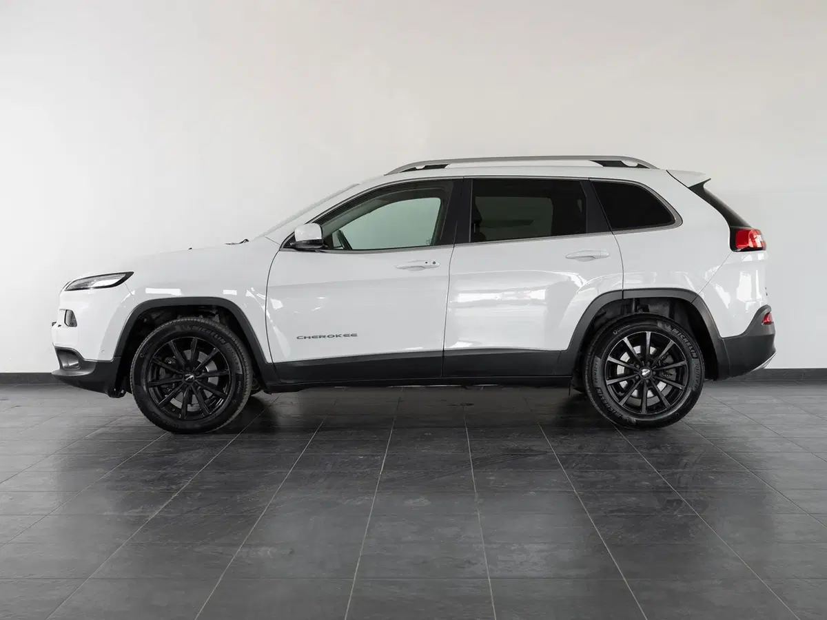 Jeep Cherokee usata a Foggia (2)