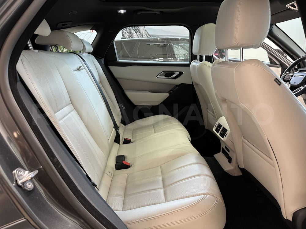 Land Rover Range Rover Velar usata a Forlì-Cesena (14)