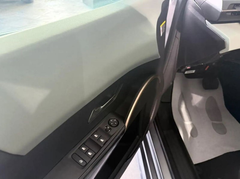Lancia Ypsilon nuova a Latina (4)
