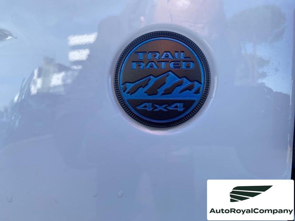 Jeep Wrangler Unlimited usata a Roma (9)