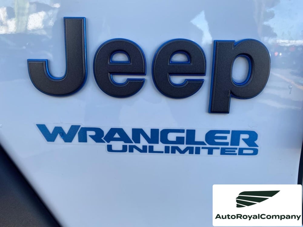 Jeep Wrangler Unlimited usata a Roma (13)