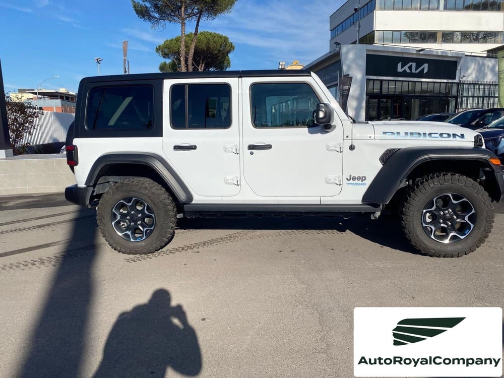Jeep Wrangler Unlimited usata a Roma (17)