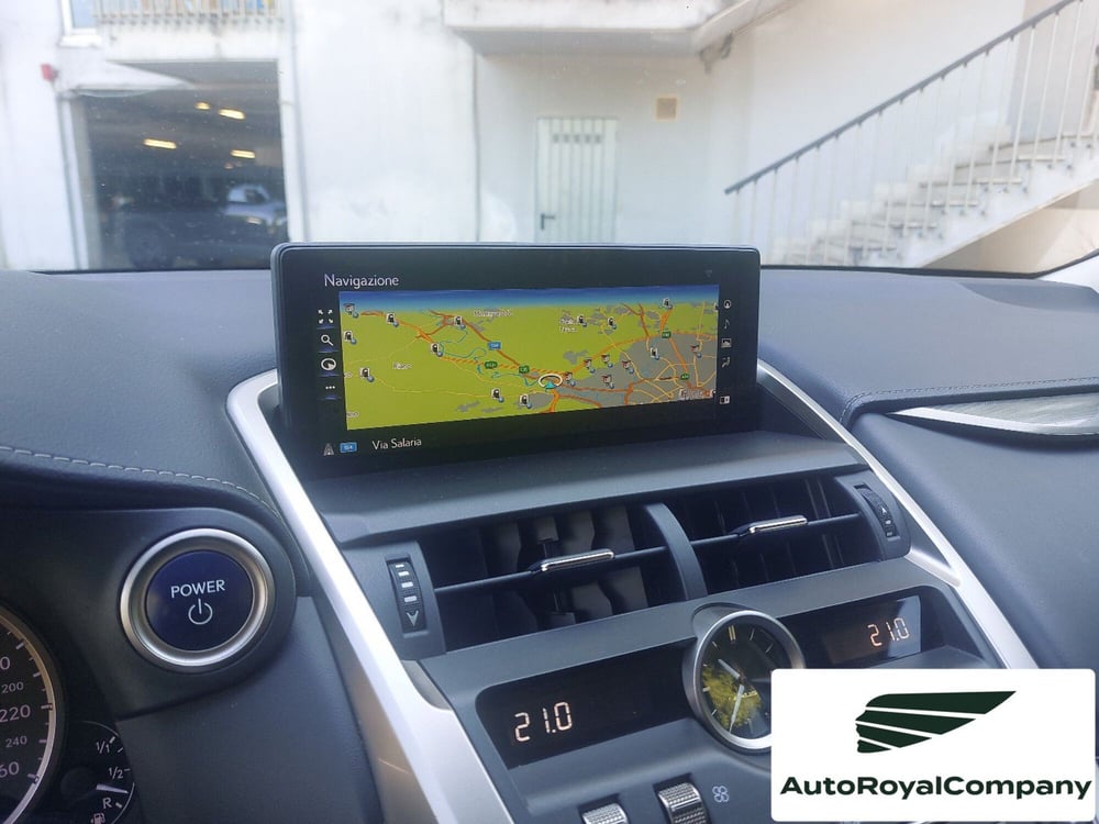 Lexus NX usata a Roma (13)