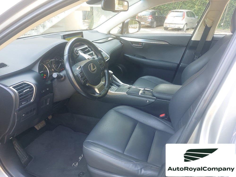 Lexus NX usata a Roma (9)