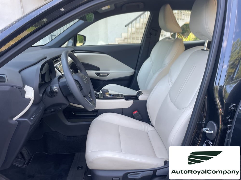 Lexus LBX usata a Roma (10)