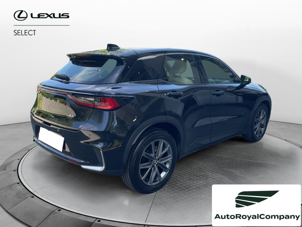 Lexus LBX usata a Roma (6)
