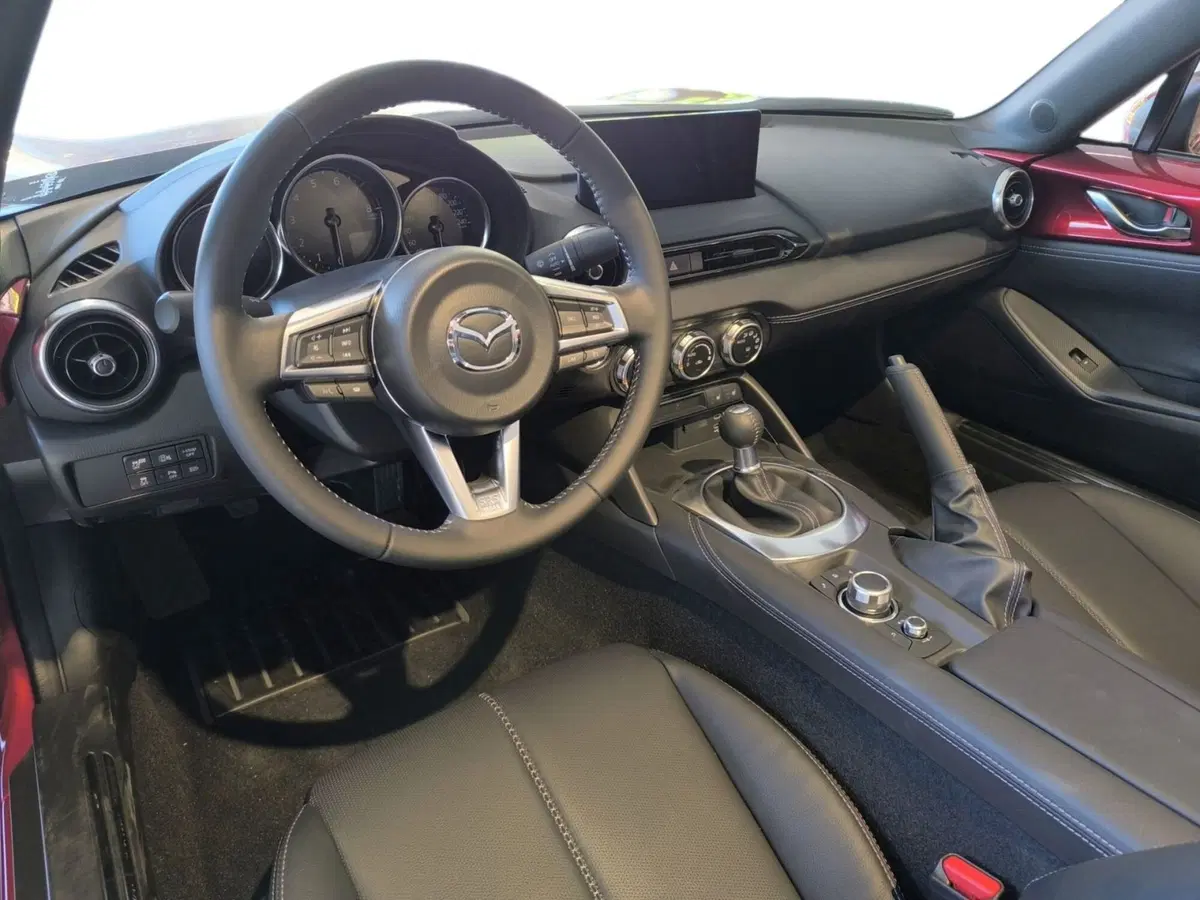 Mazda MX-5 nuova a Udine (9)