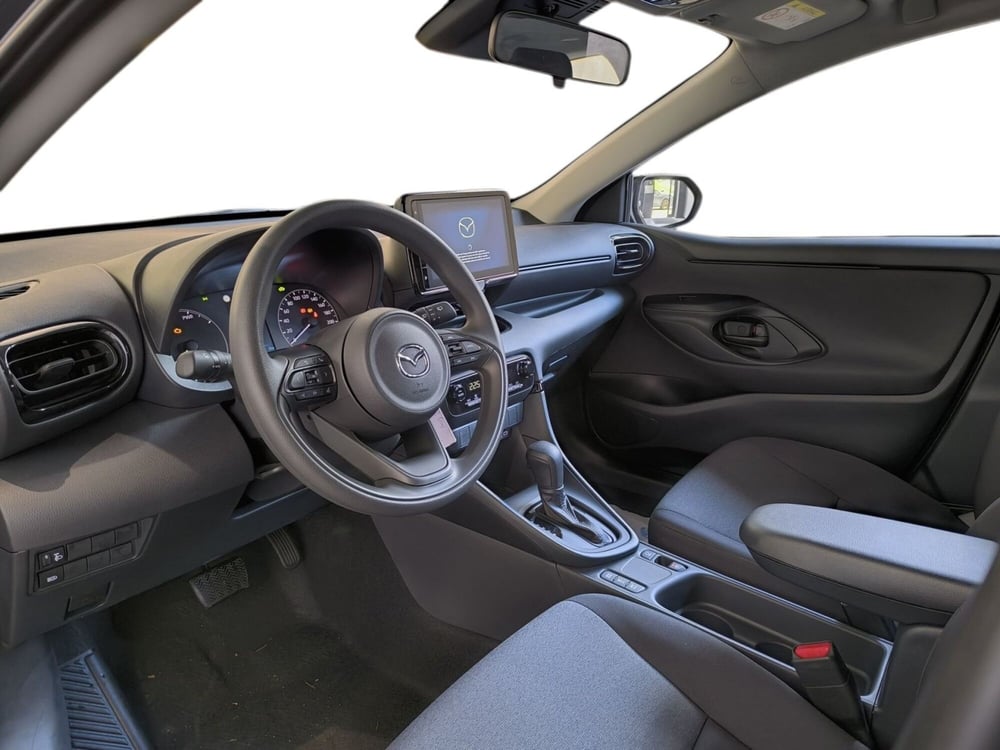 Mazda Mazda2 Hybrid nuova a Udine (10)