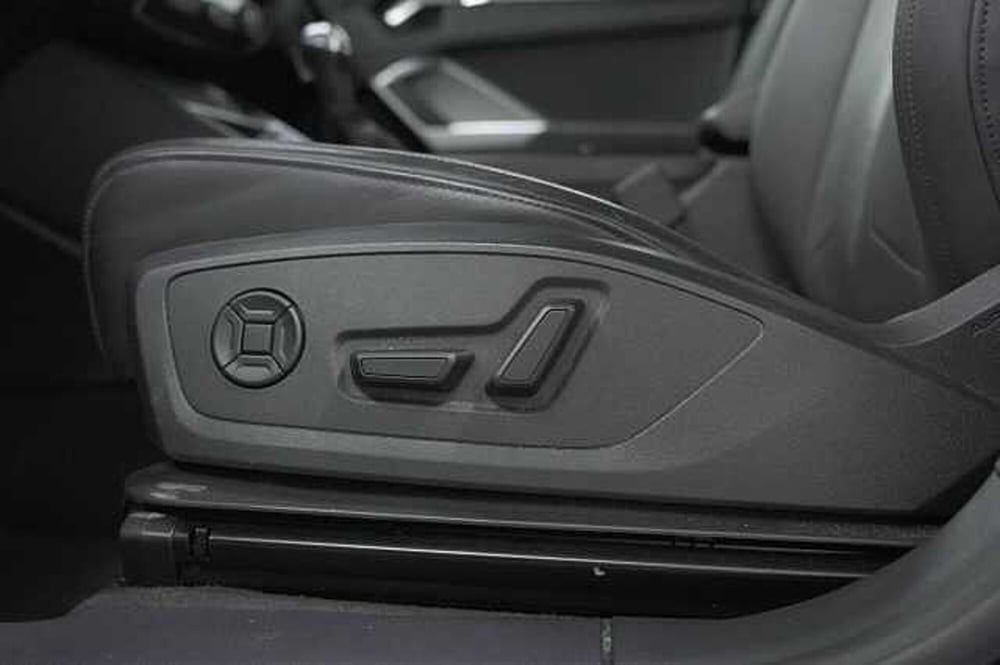 Audi Q3 Sportback usata a Como (19)