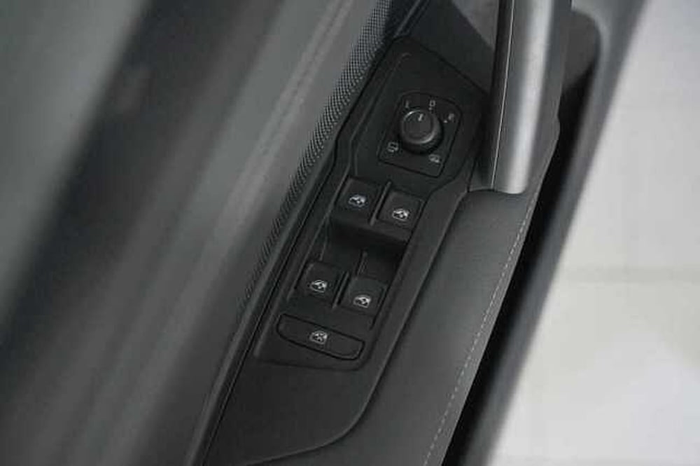 Volkswagen Tiguan usata a Como (13)