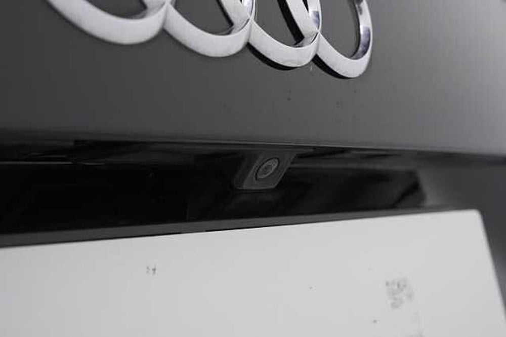 Audi Q7 usata a Como (17)
