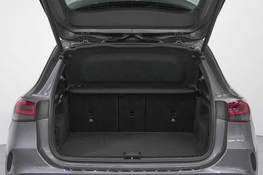 Mercedes-Benz GLA SUV usata a Como (9)
