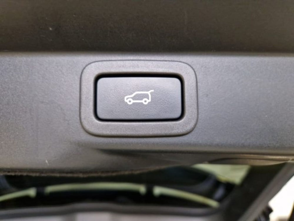Land Rover Range Rover Sport usata a Livorno (17)