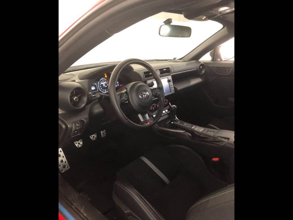 Toyota GR86 usata a Torino (8)