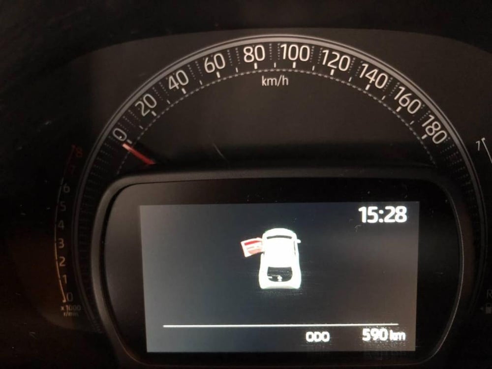 Toyota Aygo X usata a Torino (13)