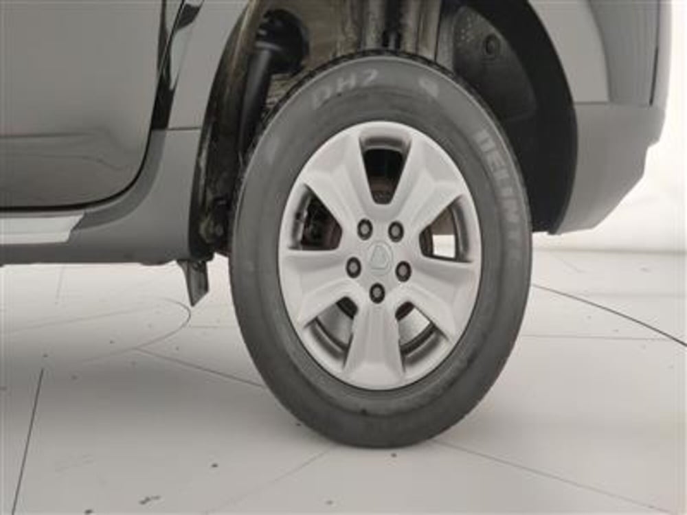 Dacia Duster usata a Bari (12)