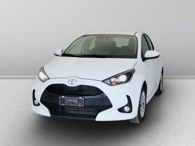 Toyota Yaris 1.0 5 porte Active nuova a Mosciano Sant&#039;Angelo