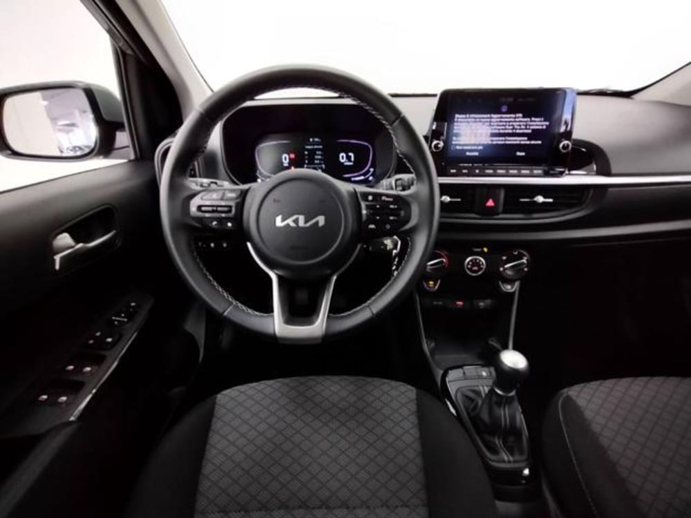 Kia Picanto usata a Como (10)