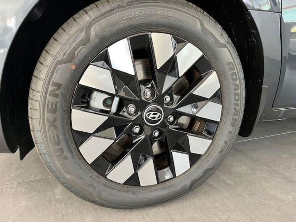 Hyundai Staria nuova a Verbano Cusio Ossola (5)