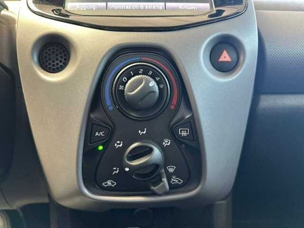 Peugeot 108 usata a Venezia (15)