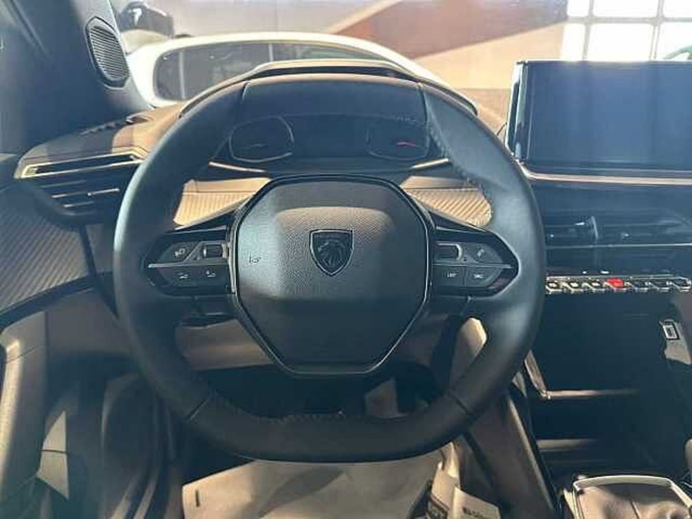 Peugeot 2008 nuova a Venezia (11)