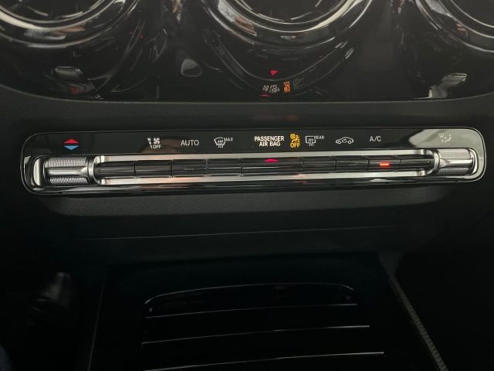 Mercedes-Benz GLA SUV usata a Verona (14)