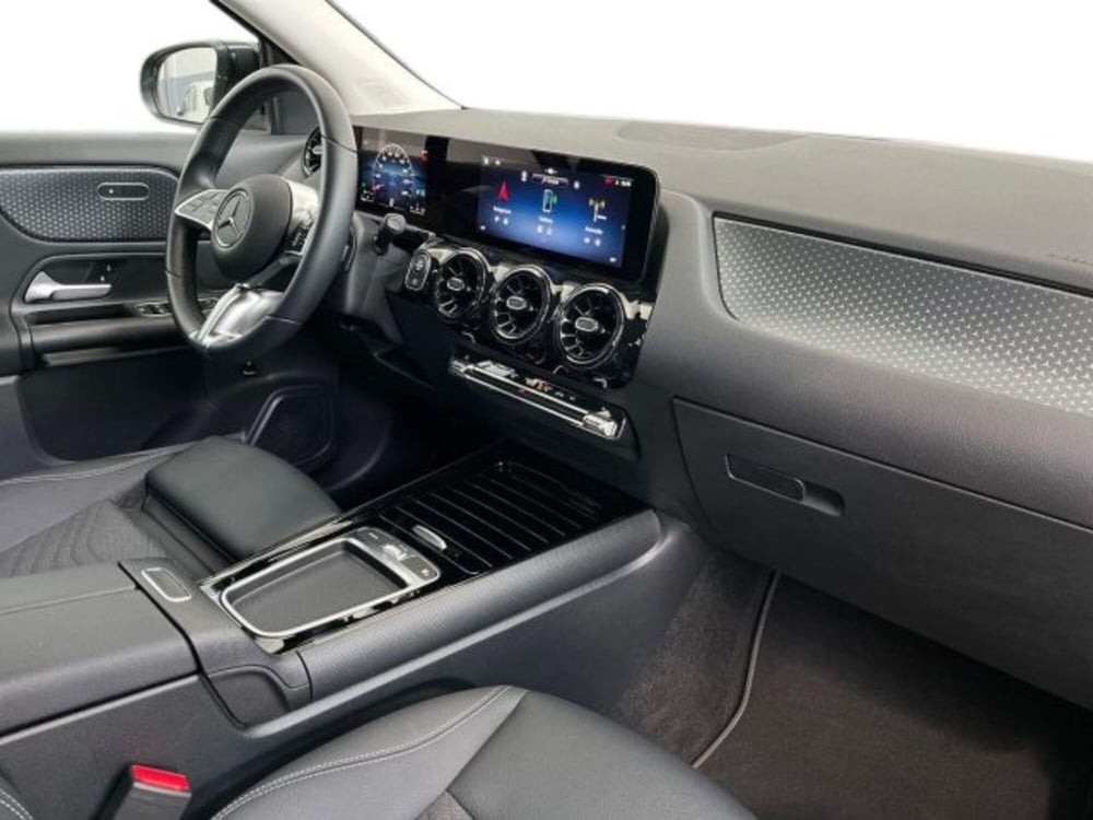 Mercedes-Benz GLA SUV usata a Verona (15)