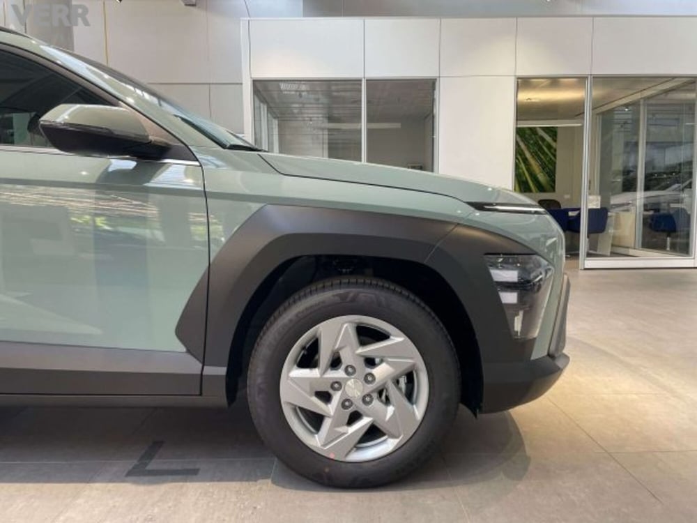 Hyundai Kona nuova a Milano (12)