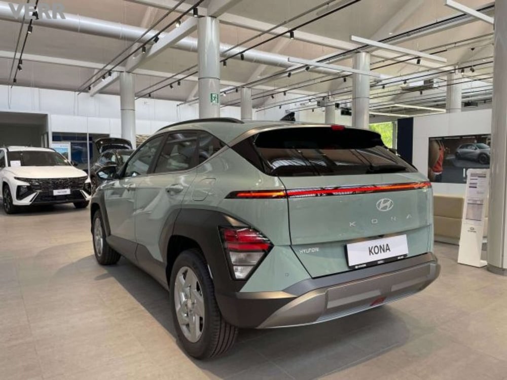 Hyundai Kona nuova a Milano (3)